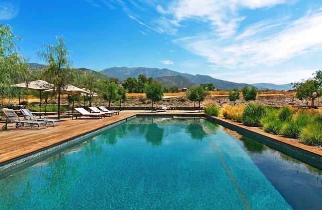 Scandinavian Farmhouse w/Infinity Pool, Guest Cabana, Tennis, 10 Acres, Bocce