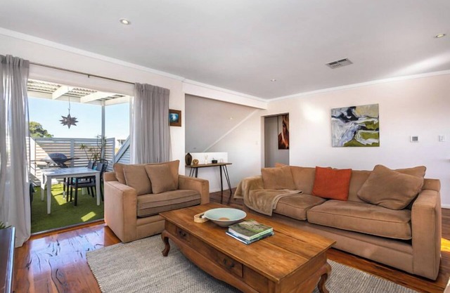Scarborough Hilltop Apartment - Executive Escapes