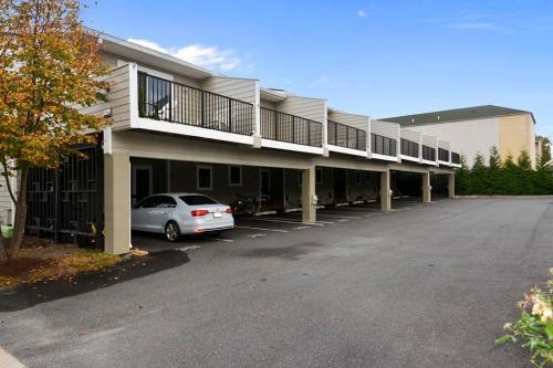 Scarborough village 308