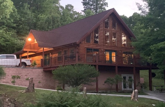 Scheidler Lodging - Community and Tranquility - See description for contact info