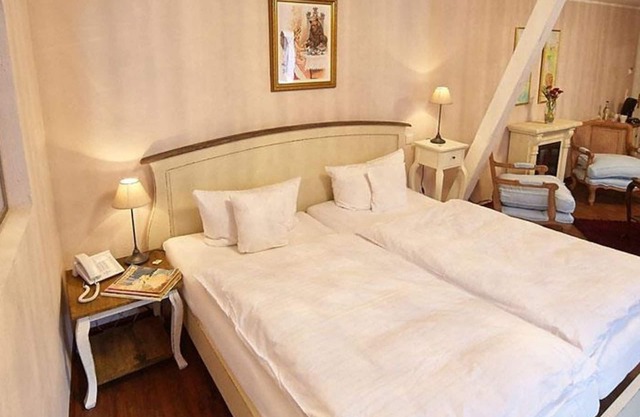 Schneeweißchen Romantic Room - Märchenhotel