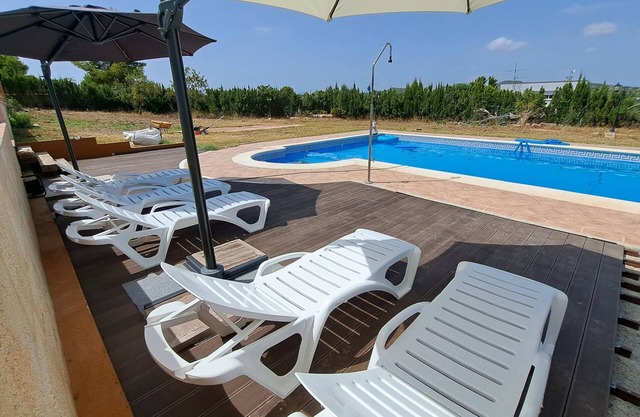 Se Alquila Estudio Independiente en Hermoso Chalet
