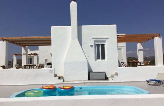 Sea Breeze Traditional Villa West: Great Aegean Sea View!