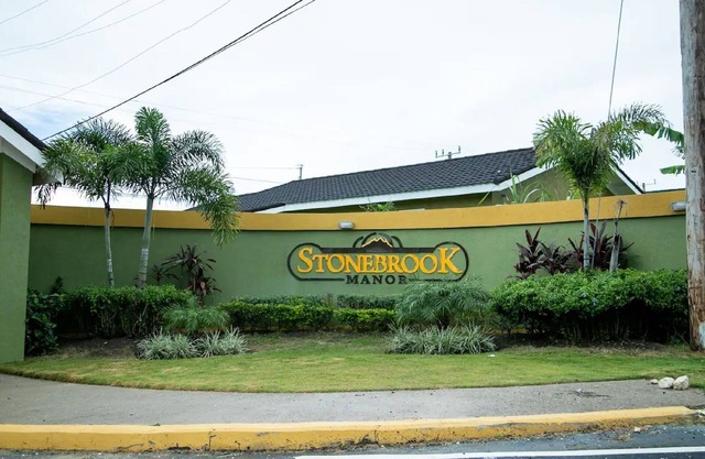 Sea Breeze Villa at Falmouth minutes from Montego bay