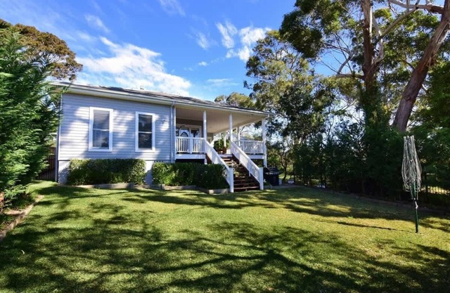 Sea Breeze - walking distance to Orion Beach