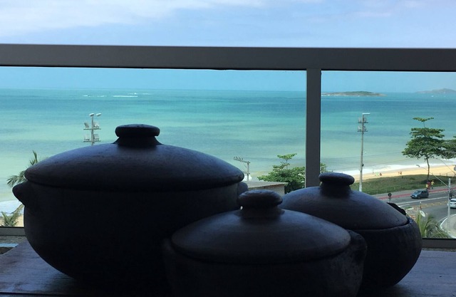 Sea front apt with AR Condic, WIFI and garage