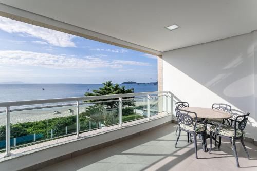 SEA FRONT | Balcony with Barbecue grill #CHA06
