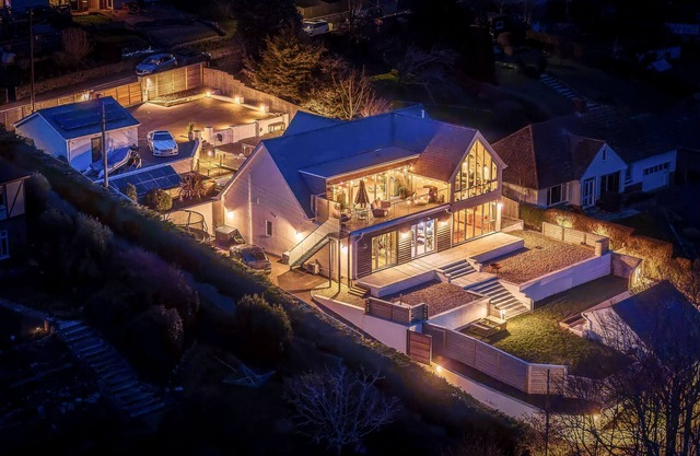 Sea Holly House - Where Architecture Meets the Ocean