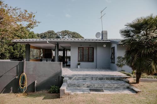 Sea La Vie- beach cottage