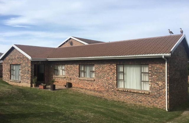 Sea-scape (Entire House)