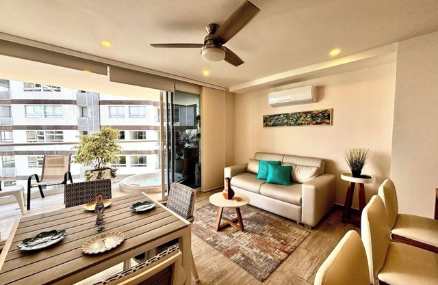 Sea, Swamp, Jacuzzi Escape