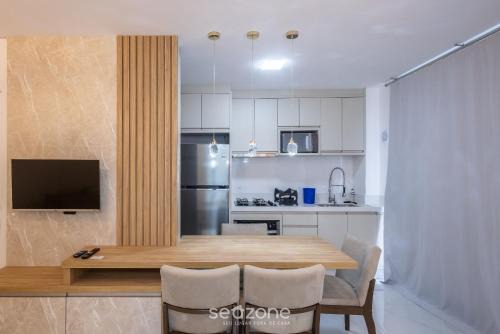 Sea view apt w/BBQ in Itapema – SBN0705