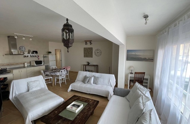 SEA VIEW - PROMENADE FRONT, LARGE FIBER OTTICA (65 MQ.) AND EQUIPPED