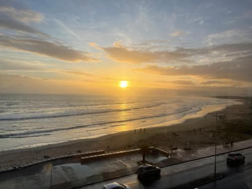 Sea View Serenity on Strand