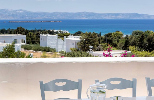 SEA VIEW VILLA, IDEAL FOR RELAXATION