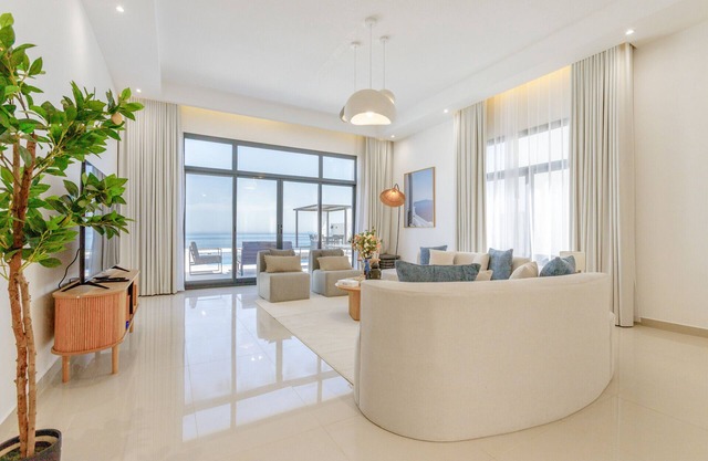 Sea Views 4BR + Assistant's Room Villa with Heated Pool, Sharm - Al Dana Villa