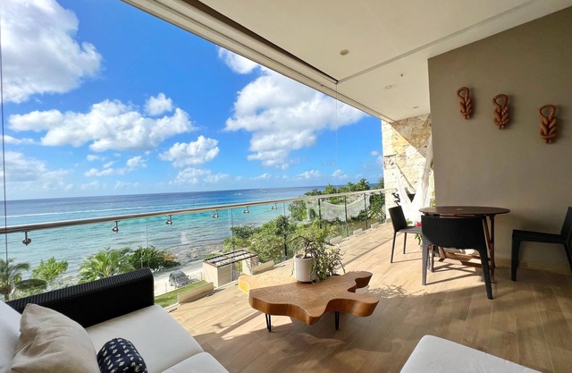 Seabreeze Deck12 Luxury Oceanfront Fully Equipped