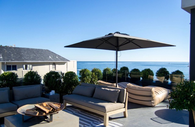 Seacliff Apartments