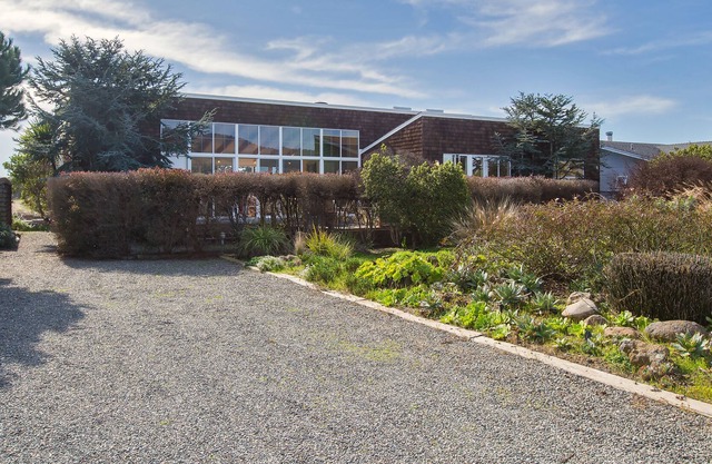 Seadrift Lagoon Retreat