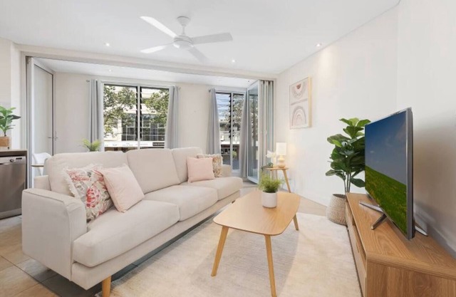 Seaforth Living - In The Heart Of the Village with Shops at Your Doorstep!