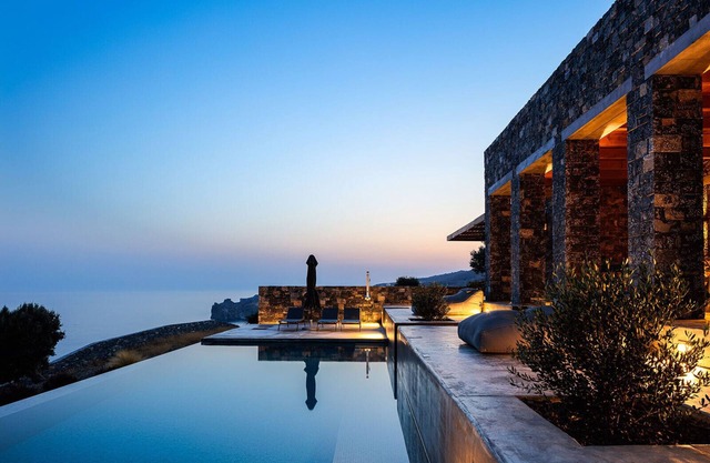 Seafront Brand New Villa by the peaceful Agios Pavlos beach