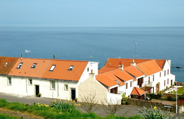 Seafront Cottage With Stunning Panoramic Sea Views And Complimentary Wifi