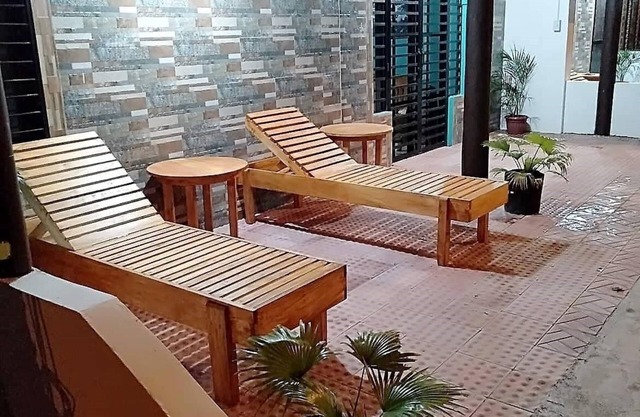 Seafront fully furnished beach house