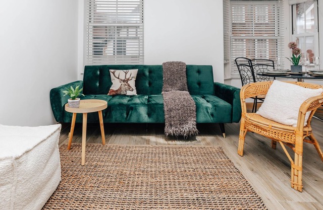 Seagrass Henley - 2 Bed Entire Serviced Apartment