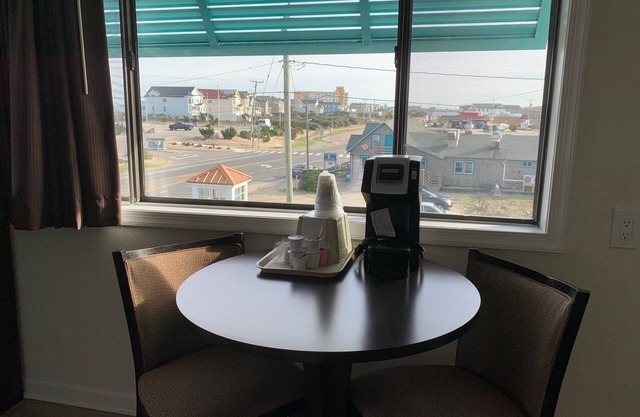 Seahorse Inn and Cottages