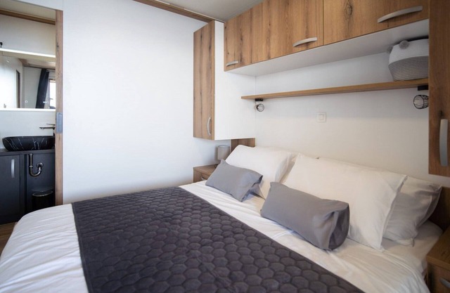 Seaside Deluxe Escape at Klenovica Camping - Two Bedroom Holiday Home with Terrace