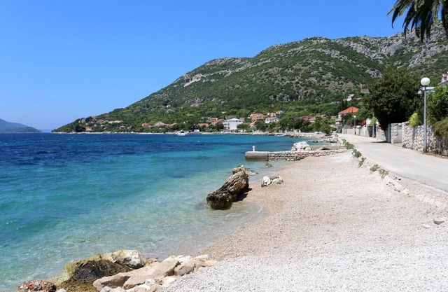Seaside family friendly house with a swimming pool Viganj, Pelješac (K-10253)