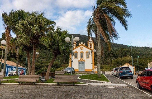 Seaside retreat in Ribeirão da Ilha UT8223