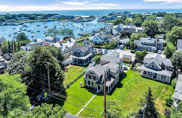 Seaside Sanctuary - Flexible Living Spaces In Harwich Port Village RPAM113