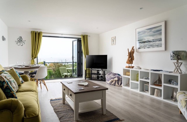 Seasky Luxury Apartment With Sea Views Praa Sands