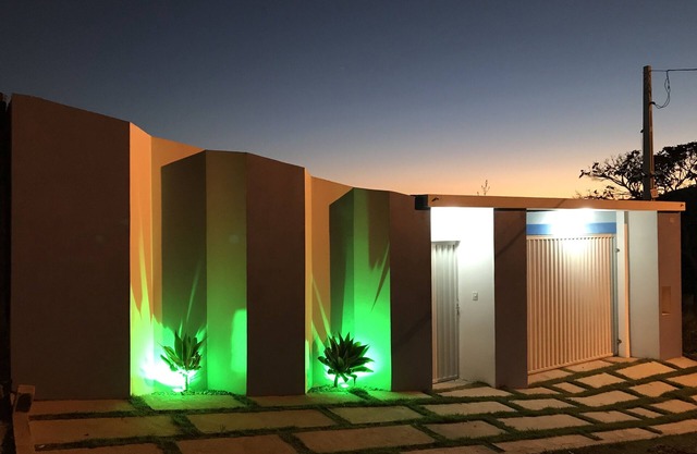 SEASON WINTER AND WEEKENDS .