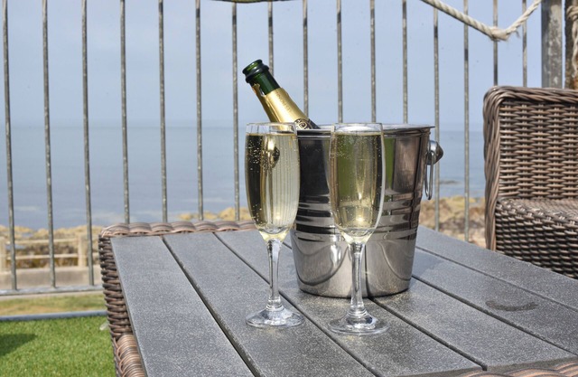 Seaview Cottage - Yardie with Stunning, Uninterrupted Sea Views. Sleeps 6.