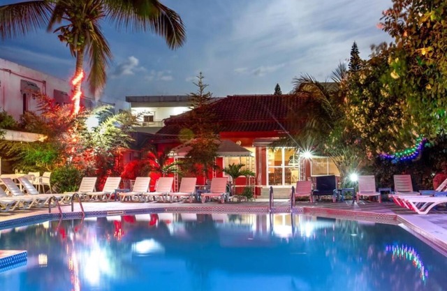 Seaview Gardens Hotel
