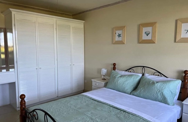 Seawinds - Perfect beachside location for a relaxing getaway on the South coast