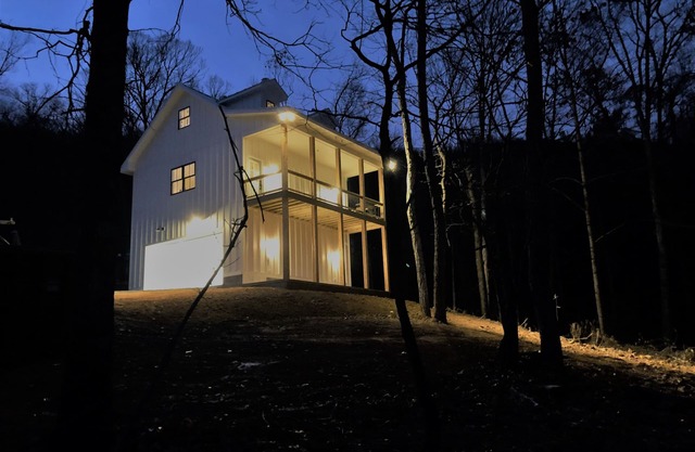 Secluded, Cozy Cottage in the Shenandoah Valley