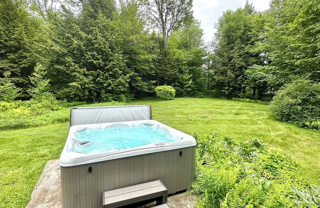 Secluded Mad River Valley Home with Hot Tub