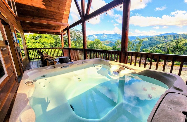 Secluded Mountain Cabin w/beautiful views, LED Hot Tub, King Suite, Grill Area