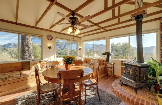 Secluded Mountain Hideaway < 8 Miles to Bass Lake!