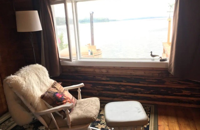 Secluded Remote Cabin on Beautiful Lac la Ronge *Boat Access ONLY*