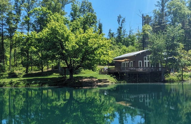 Secluded Waterfront Home Located On 82 Private Acres! Close to HH State Park!n