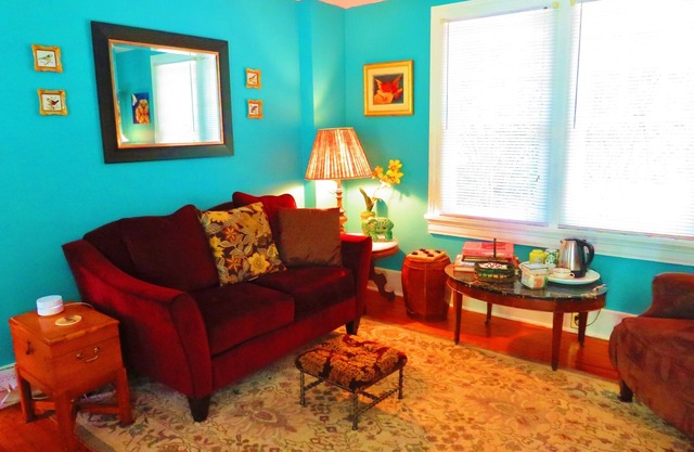 Secret Gardens Carriage House