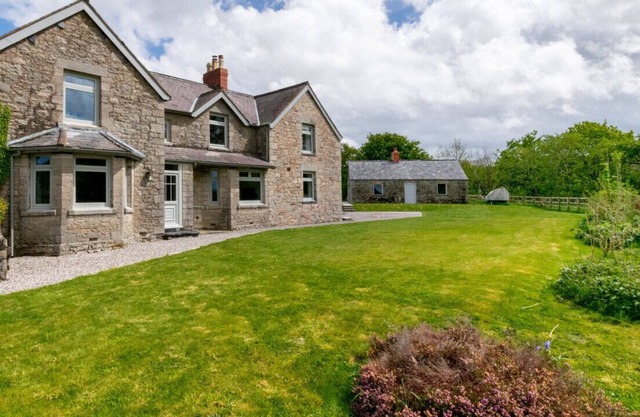 Segrwyd Uchaf - Five Bedroom House, Sleeps 10