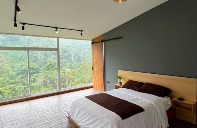 Seiba Lodge