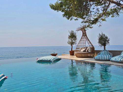 SeiSensi Luxury Beach Villa