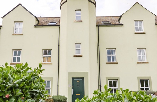 SELAH, country holiday cottage, with a garden in Killyleagh