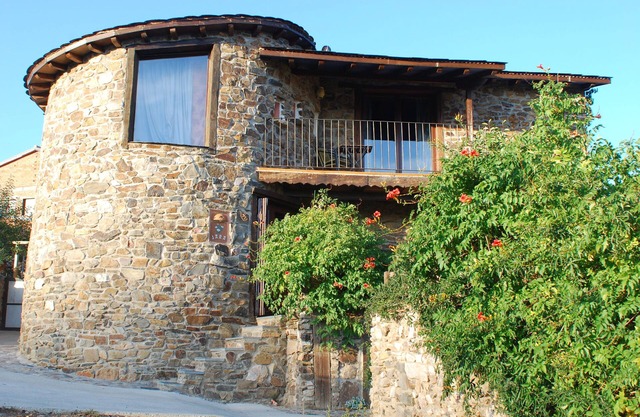 Self catering Jardines del Robledo for 2 people